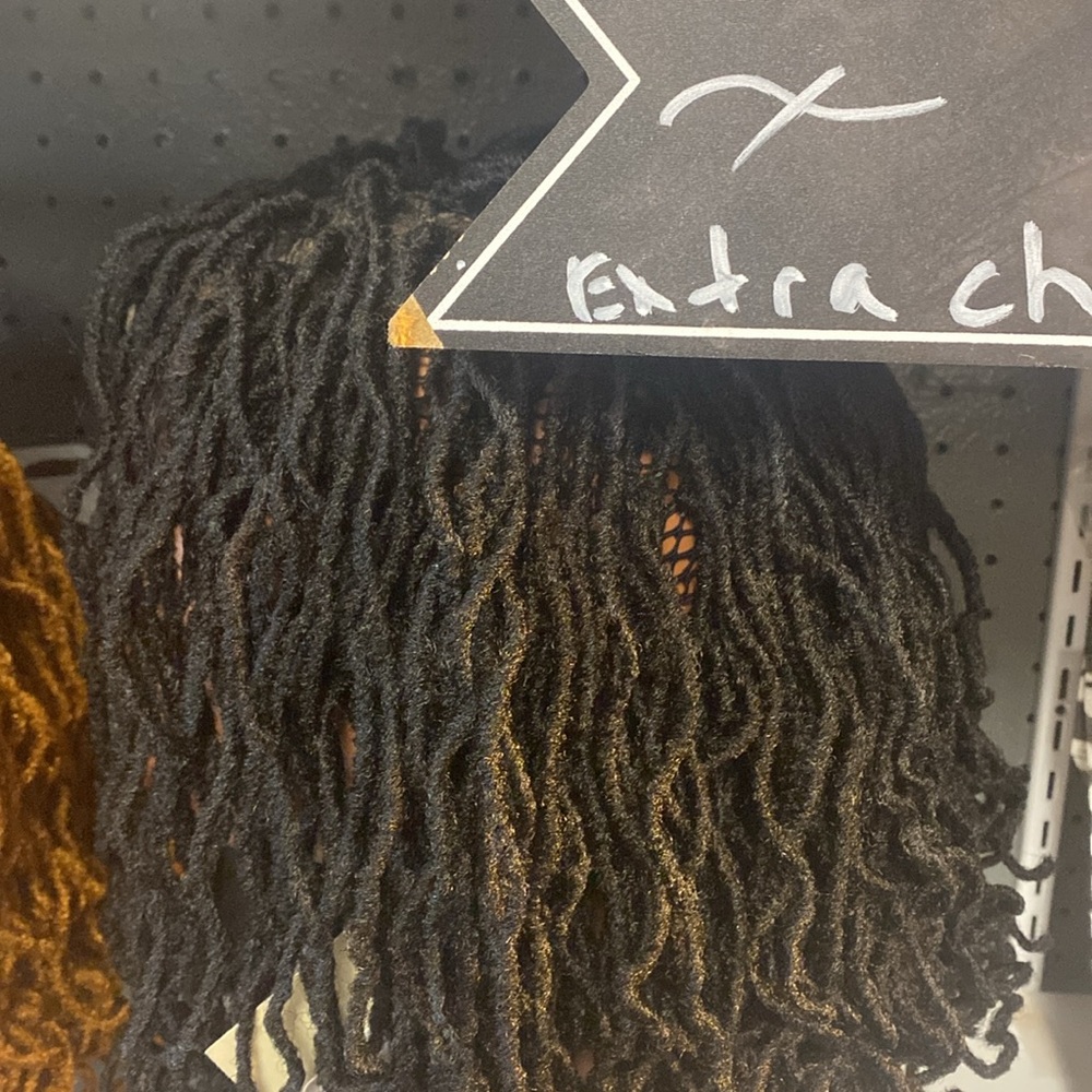 Lock Wigs - Picture 10 of 12